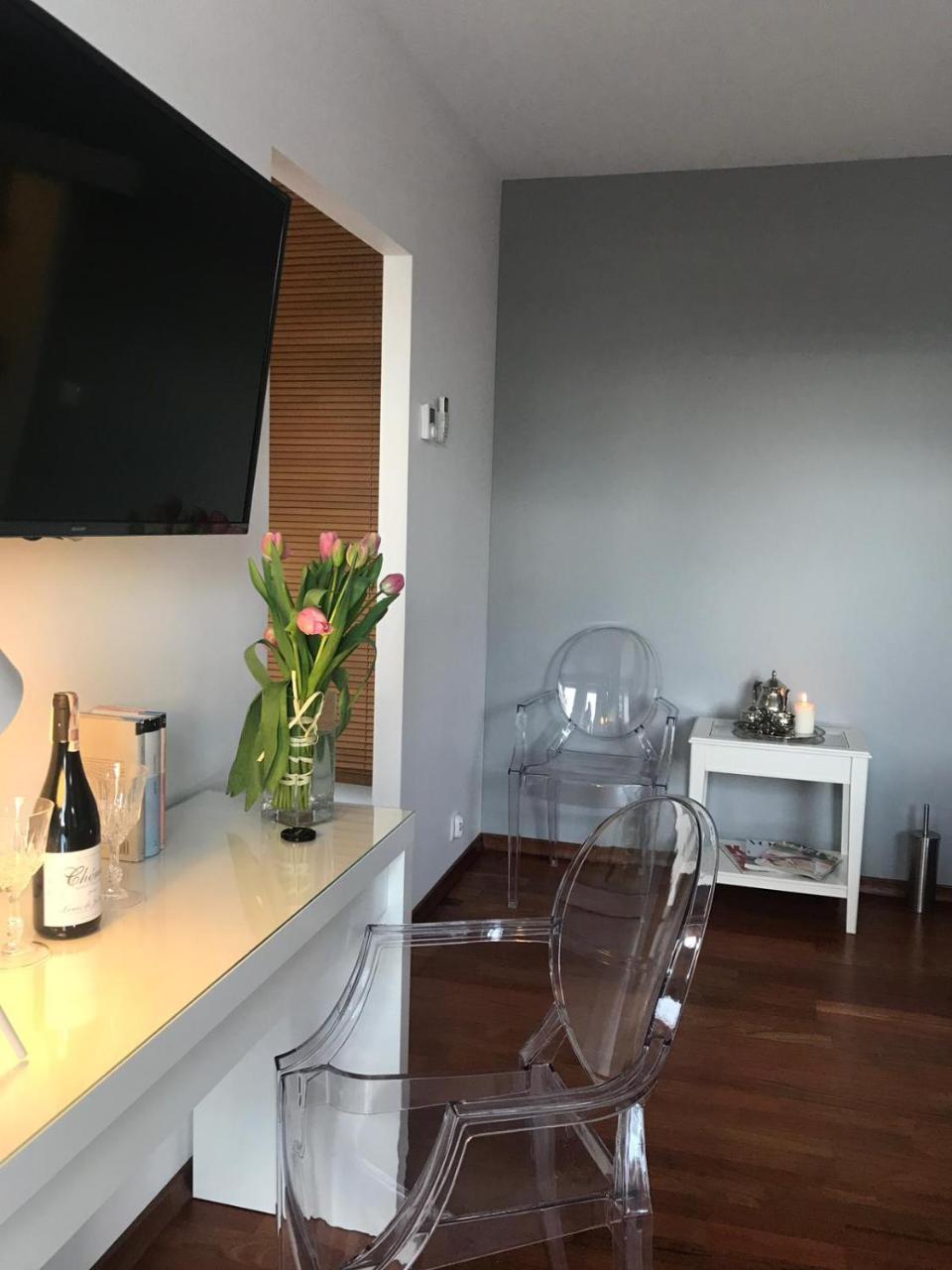 4 All Apart Hotel Swarzędz Dış mekan fotoğraf